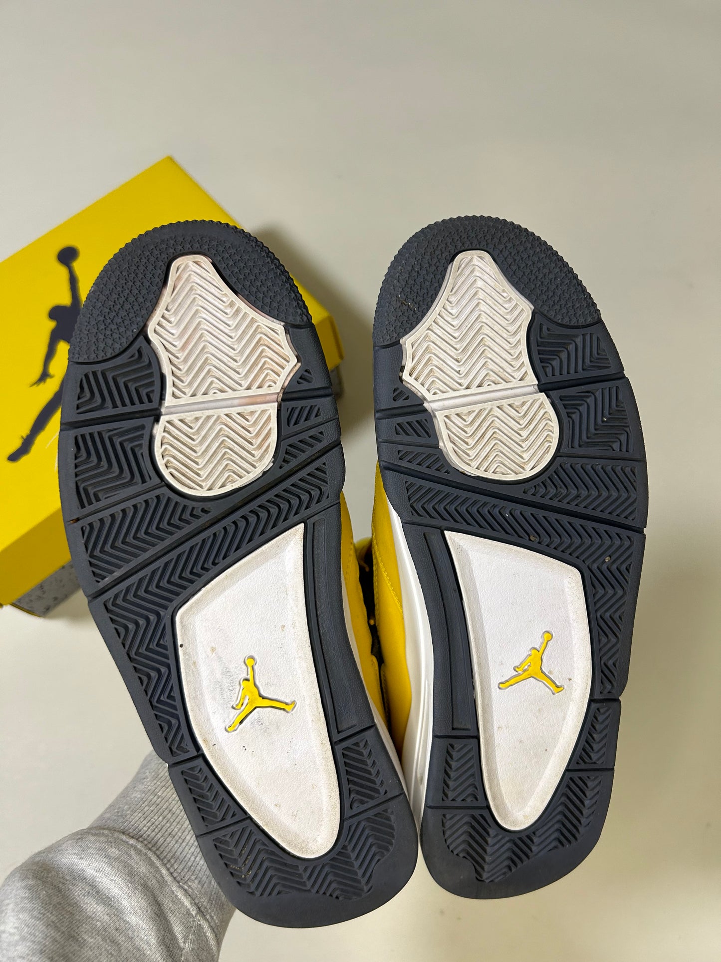 Air jordan 4 lighting - EU42