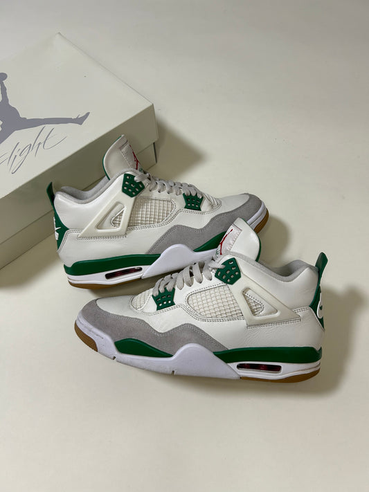 Air jordan 4 SB Pine green - EU44,5