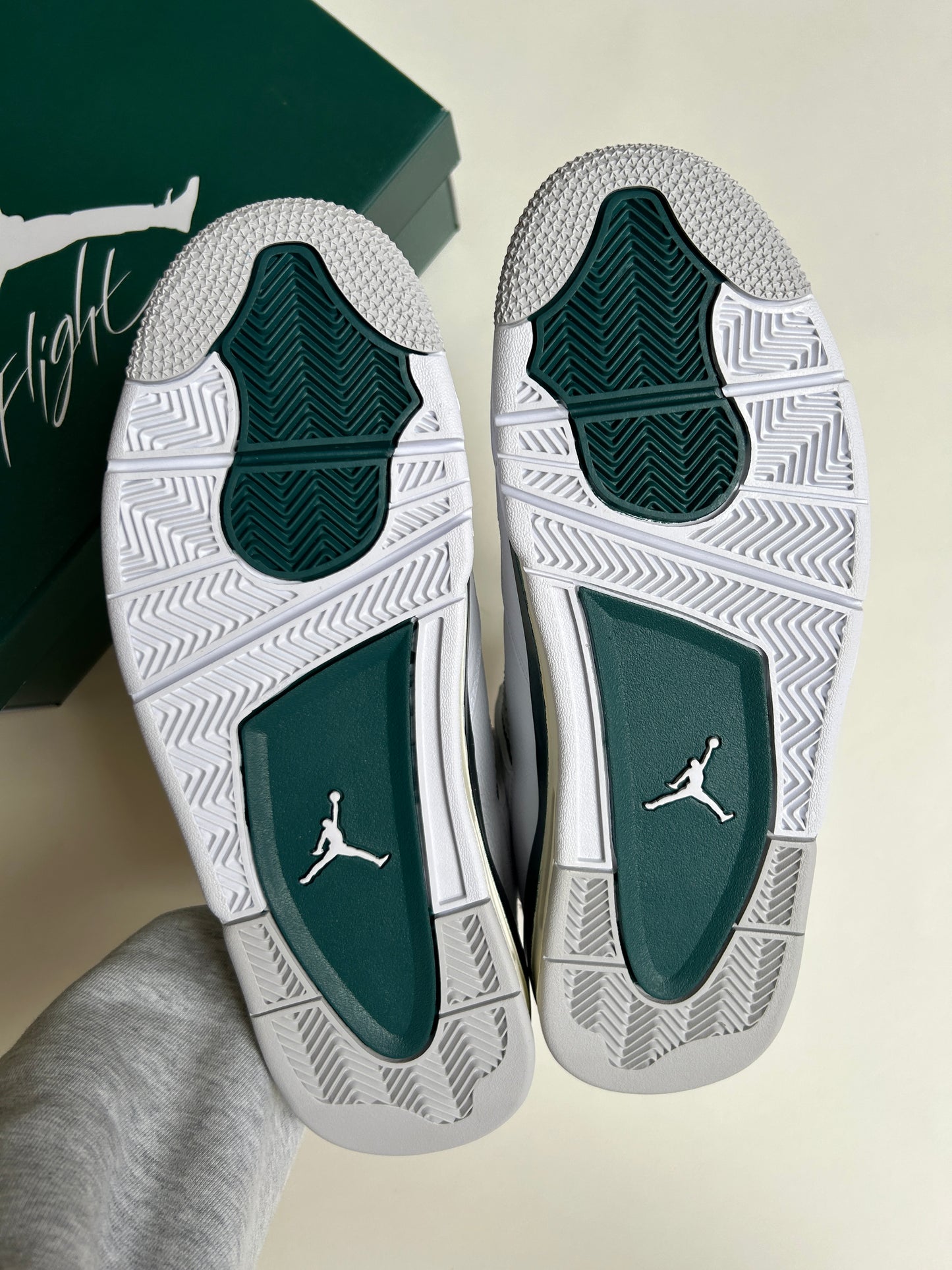 Air jordan 4 Oxidized green