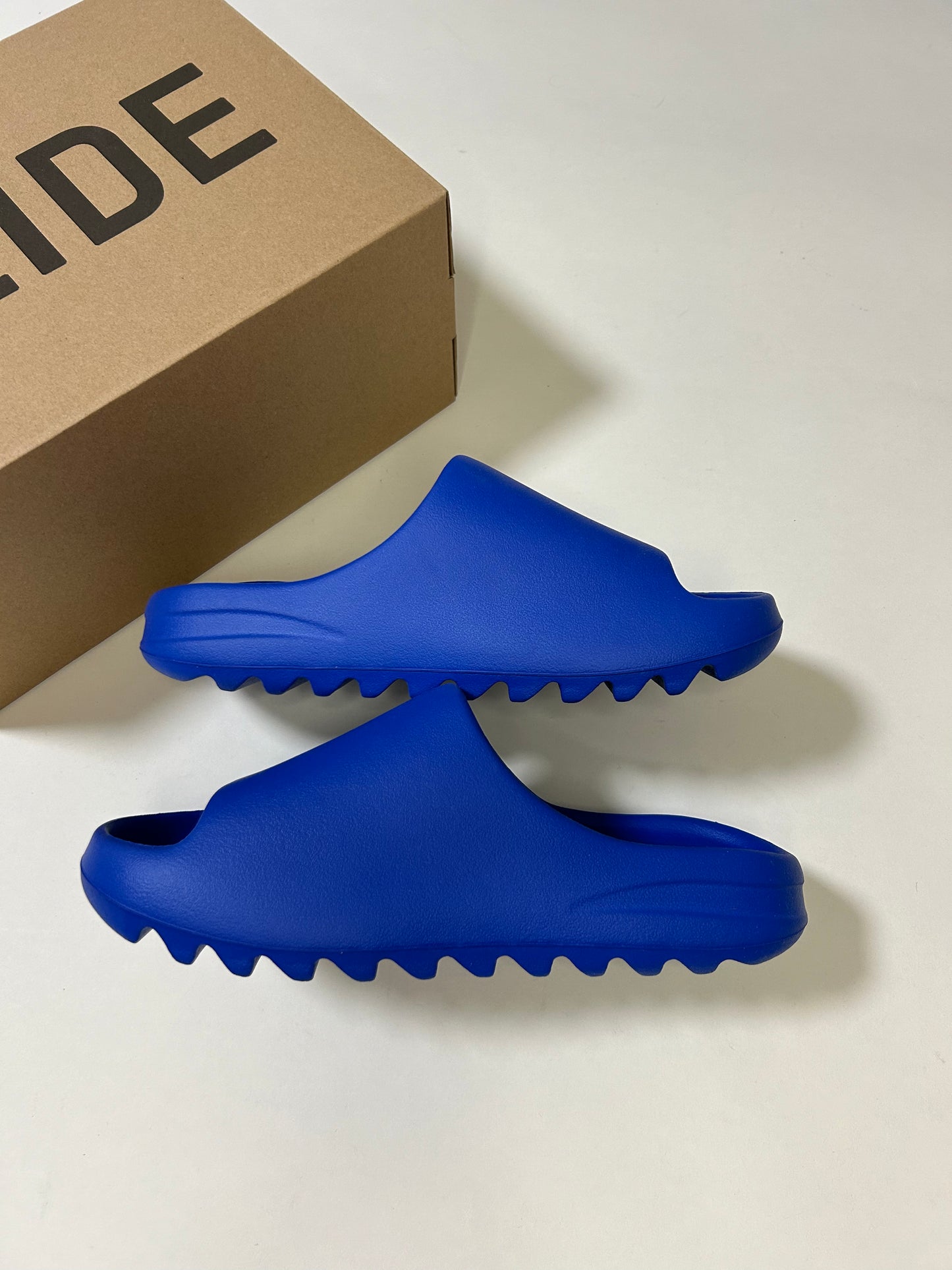 Adidas yeezy slide azure - EU46